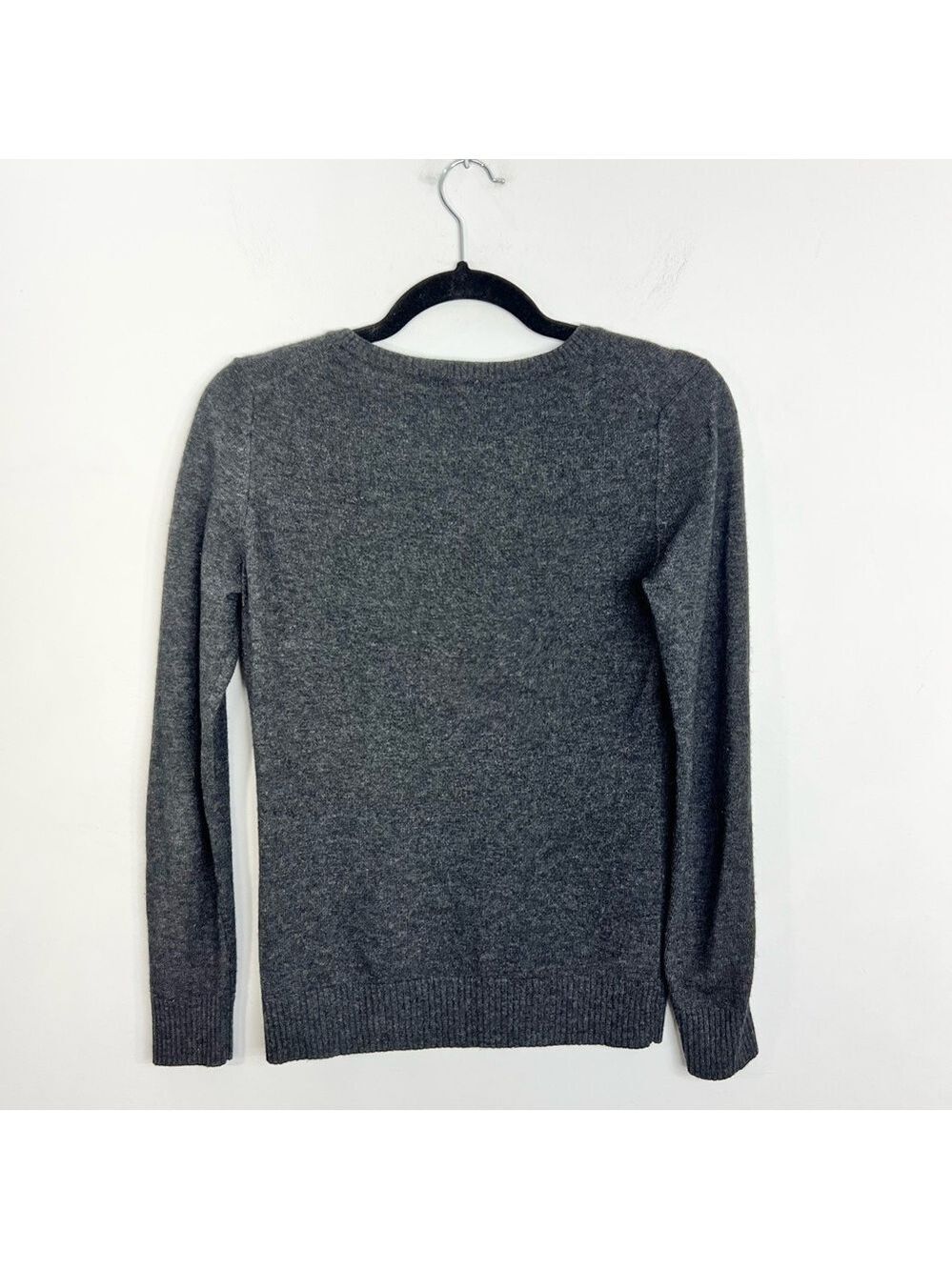 Uniqlo Premium Merino cashmere charcoal grey fitted v neck old money sweater M - Picture 5 of 13